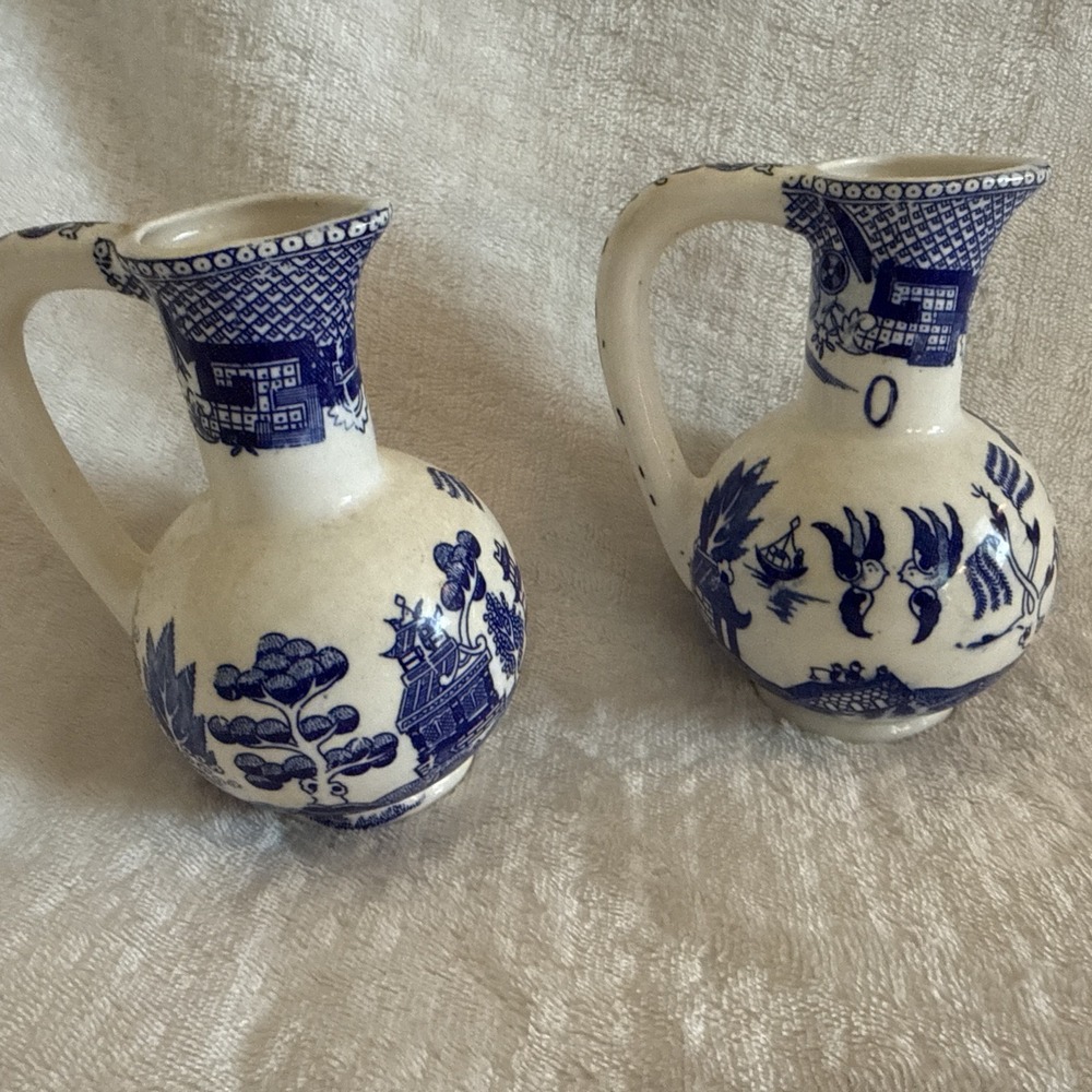 Antique Blue Willow Pattern  Set - Made in Japan - 5in. Tall Pitcher - Picture 7 of 11